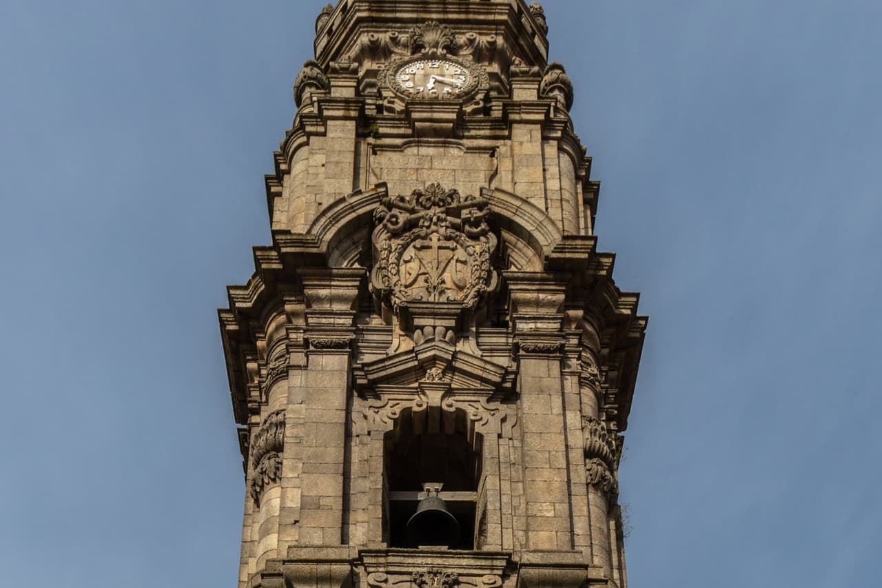 Torre de los Clérigos en el centro histórico de Oporto